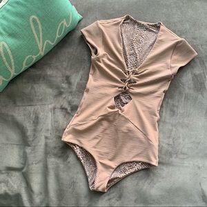 Acacia Veracruz One-Piece Small